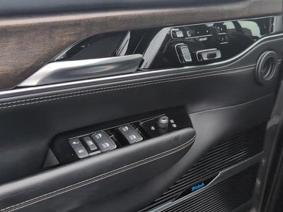 2023 Jeep Grand Wagoneer 4x4