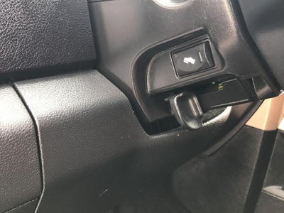 2015 RAM 1500 4WD Crew Cab 140.5 Laramie Longhorn