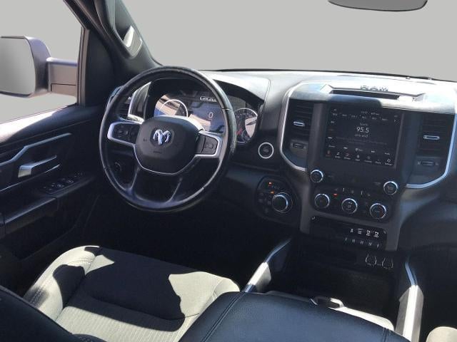 2020 RAM 1500 Big Horn 4x4 Crew Cab 5'7 Box
