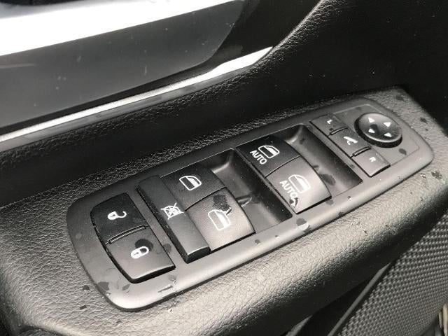 2019 RAM 1500 Big Horn/Lone Star 4x4 Crew Cab 5'7 Box