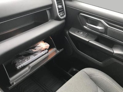 2019 RAM 1500 Big Horn/Lone Star 4x4 Crew Cab 5'7 Box