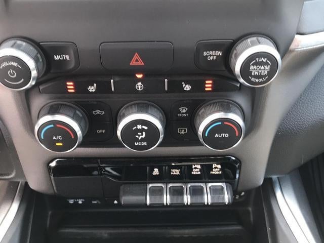 2019 RAM 1500 Big Horn/Lone Star 4x4 Crew Cab 5'7 Box