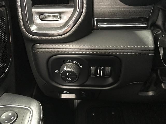 2022 RAM 1500 Limited 4x4 Crew Cab 5'7 Box