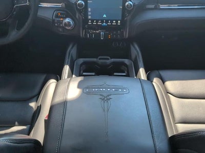 2022 RAM 1500 Limited 4x4 Crew Cab 5'7 Box