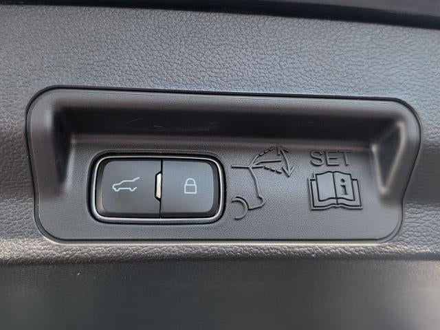 2022 Ford Explorer ST 4WD