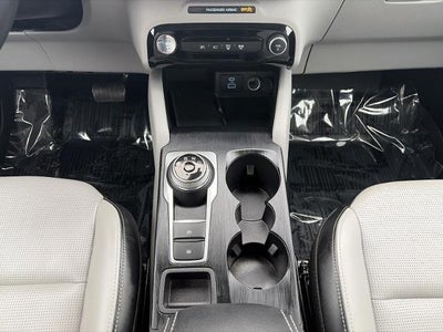2023 Ford Escape Platinum AWD