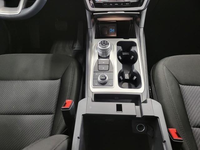 2024 Ford Explorer XLT 4WD