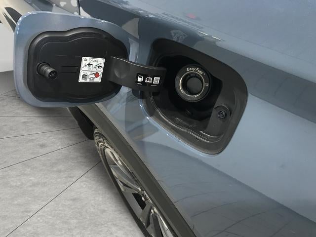 2025 Ford Explorer Active 4WD