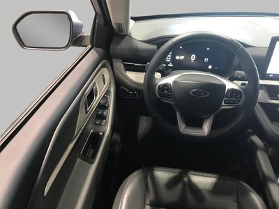 2025 Ford Explorer Active 4WD