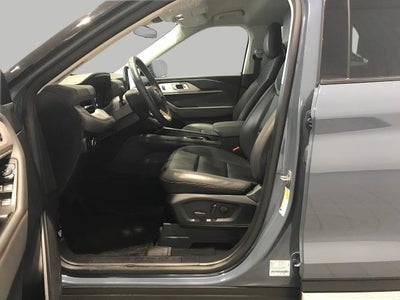 2025 Ford Explorer Active 4WD