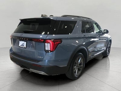 2025 Ford Explorer Active 4WD