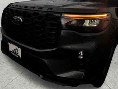 2025 Ford Explorer ST-Line 4WD