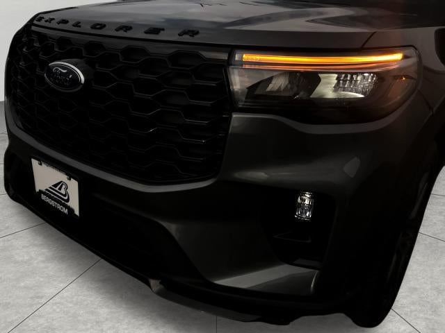 2025 Ford Explorer ST-Line 4WD