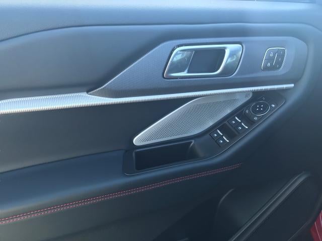 2025 Ford Explorer ST 4WD