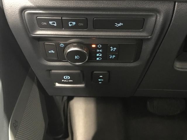 2022 Ford F-150 LARIAT 4WD SuperCrew 5.5' Box