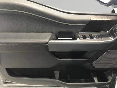 2022 Ford F-150 LARIAT 4WD SuperCrew 5.5' Box