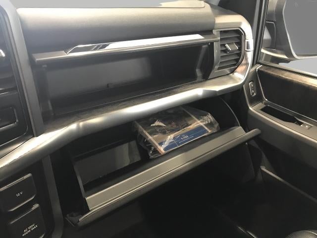 2022 Ford F-150 LARIAT 4WD SuperCrew 5.5' Box