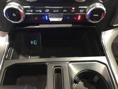 2022 Ford F-150 LARIAT 4WD SuperCrew 5.5' Box