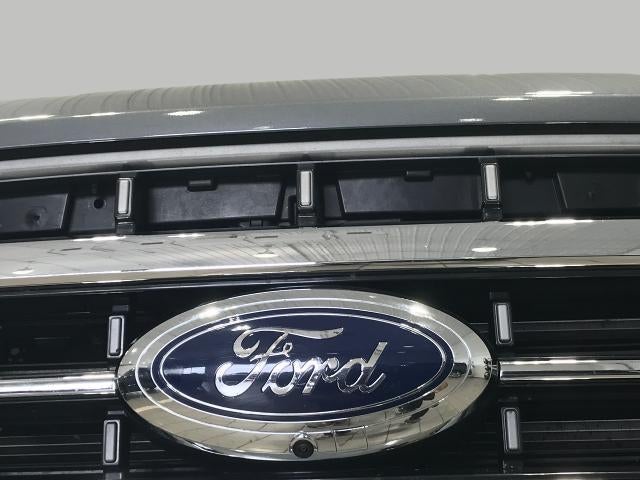 2022 Ford F-150 LARIAT 4WD SuperCrew 5.5' Box