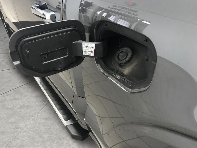 2022 Ford F-150 LARIAT 4WD SuperCrew 5.5' Box