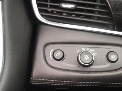 2017 Buick LaCrosse 4dr Sdn Essence FWD