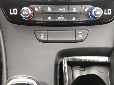 2017 Buick LaCrosse 4dr Sdn Essence FWD