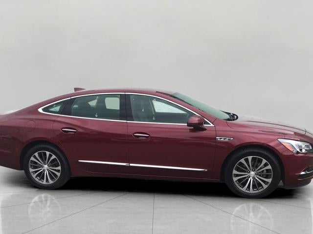 2017 Buick LaCrosse 4dr Sdn Essence FWD