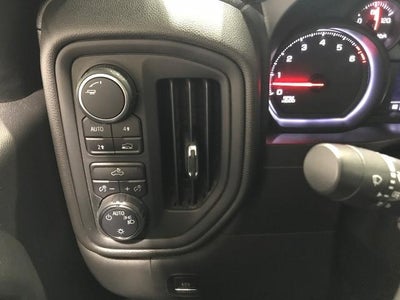 2019 Chevrolet Silverado 1500 4WD Double Cab 147 Custom