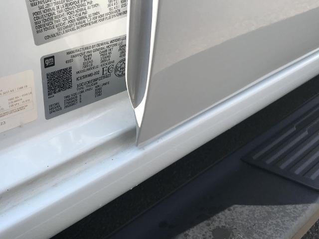 2023 Chevrolet Silverado 1500 4WD Crew Cab 147 RST