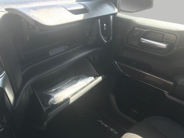 2022 Chevrolet Silverado 1500 LTD 4WD Crew Cab 147 RST