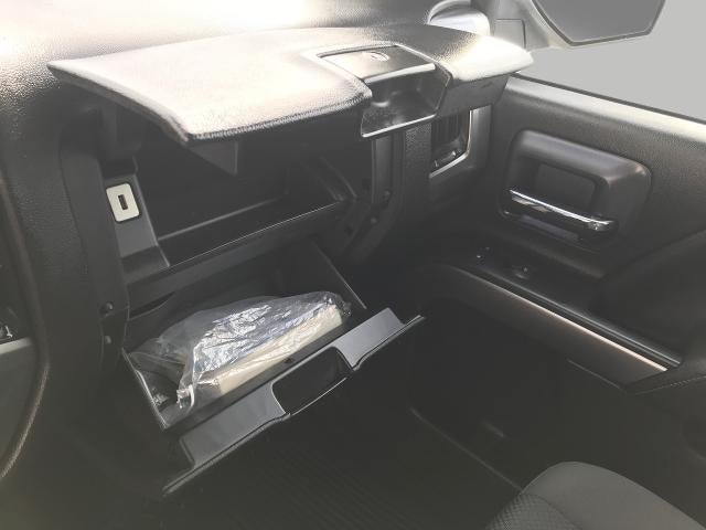 2018 Chevrolet Silverado 1500 4WD Double Cab 143.5 LT w/1LT