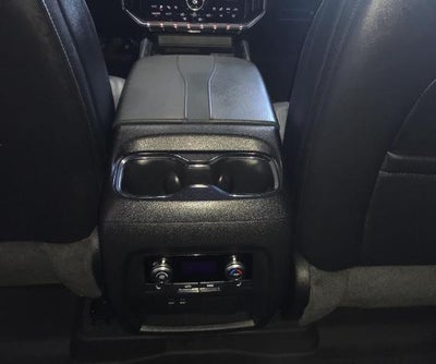 2024 GMC Acadia AWD 4dr AT4
