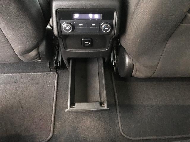 2017 GMC Acadia FWD 4dr SLE w/SLE-1