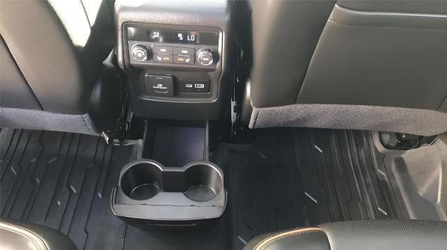 2023 GMC Acadia AWD 4dr AT4