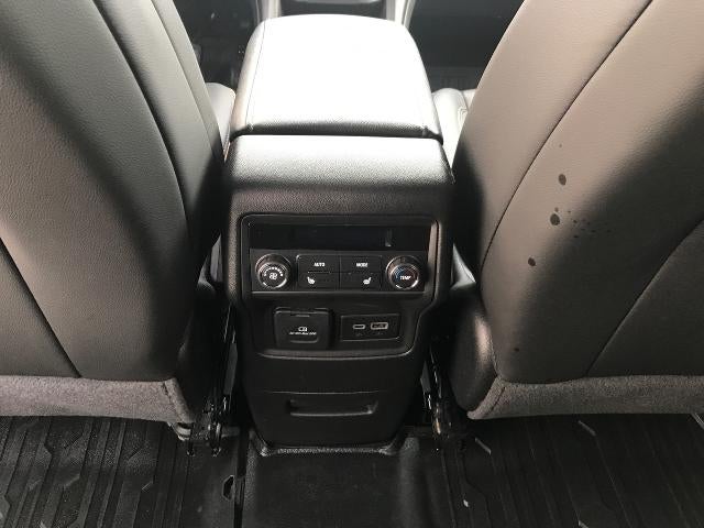 2023 GMC Acadia AWD 4dr AT4