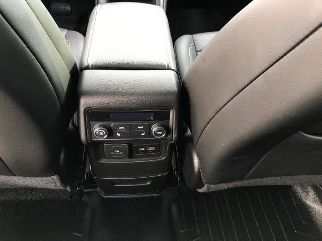 2023 GMC Acadia AWD 4dr SLT