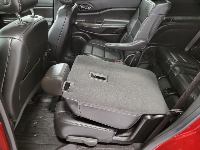 2023 GMC Acadia AWD 4dr SLT