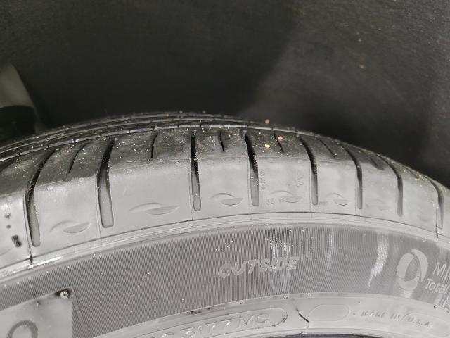 2023 GMC Acadia AWD 4dr SLT