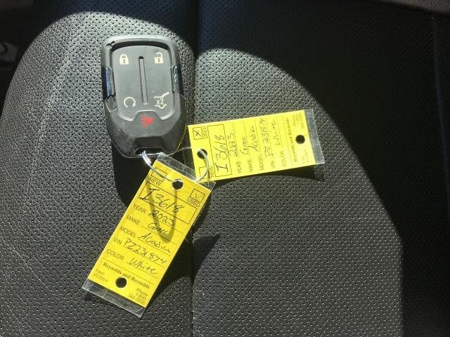 2023 GMC Acadia AWD 4dr SLT