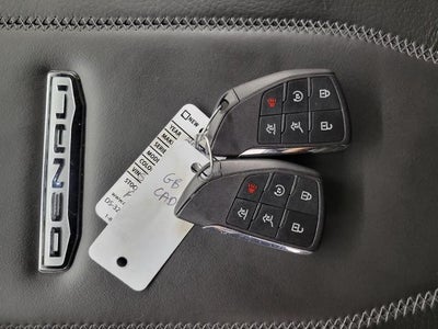 2025 GMC Yukon XL 4WD 4dr Denali