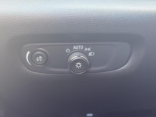 2023 Chevrolet Traverse AWD 4dr LT Cloth w/1LT