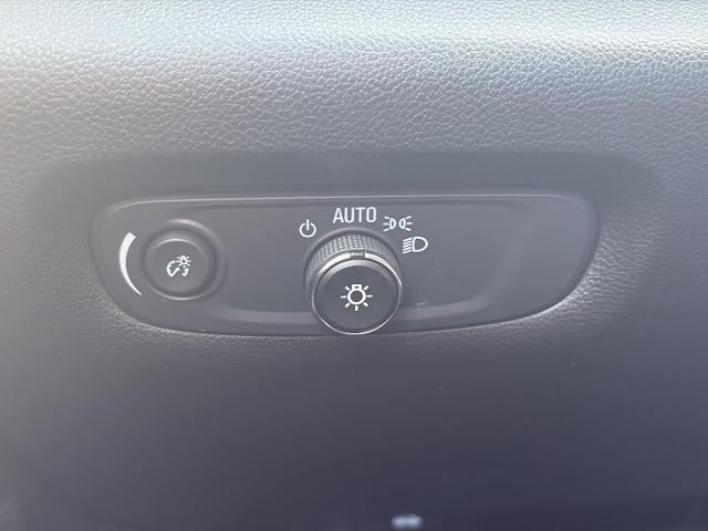 2023 Chevrolet Traverse AWD 4dr LT Cloth w/1LT