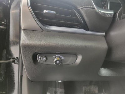 2023 Chevrolet Traverse AWD 4dr LT Cloth w/1LT