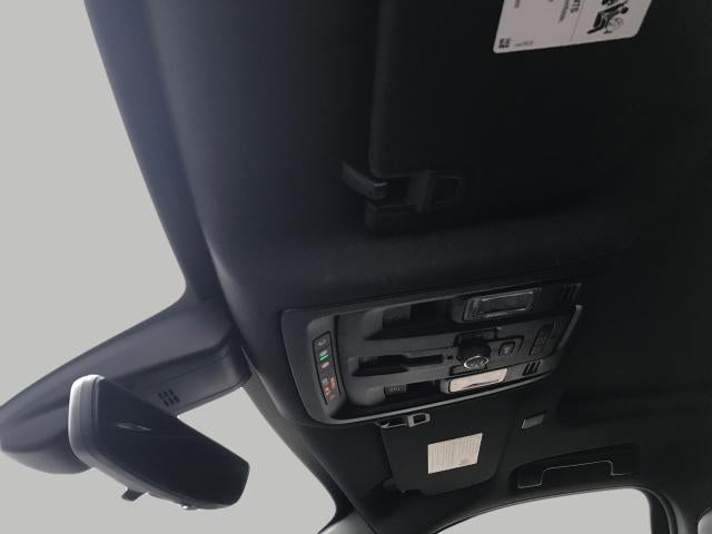 2022 Chevrolet Tahoe 4WD 4dr High Country