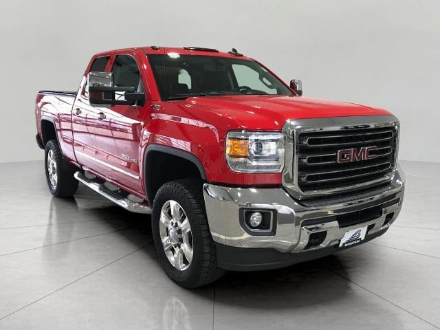 2018 GMC Sierra 2500 HD 4WD Double Cab 144.2 SLT