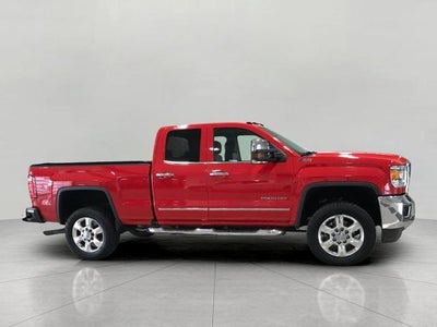2018 GMC Sierra 2500 HD 4WD Double Cab 144.2 SLT