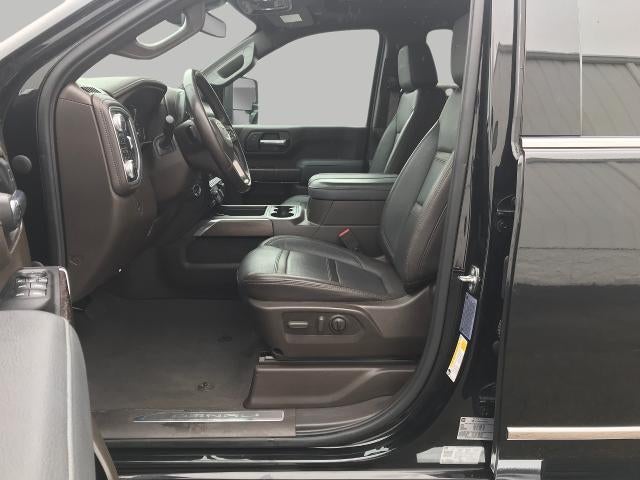 2023 GMC Sierra 3500 HD 4WD Crew Cab 172 Denali