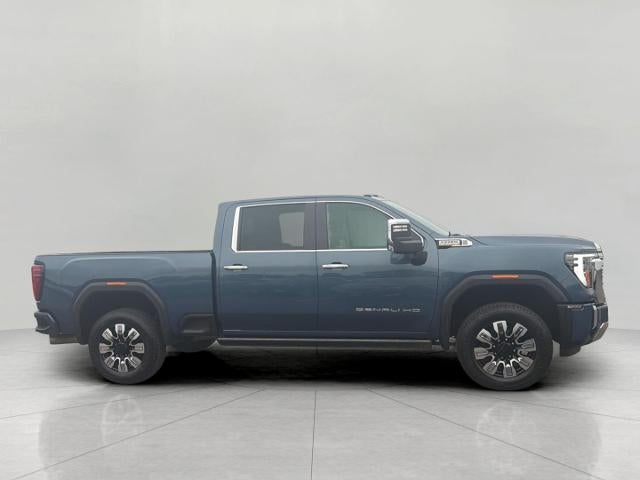 2025 GMC Sierra 3500 HD 4WD Crew Cab 159 Denali