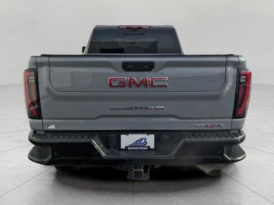 2025 GMC Sierra 2500 HD 4WD Crew Cab 159 AT4X