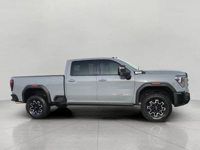 2025 GMC Sierra 2500 HD 4WD Crew Cab 159 AT4X